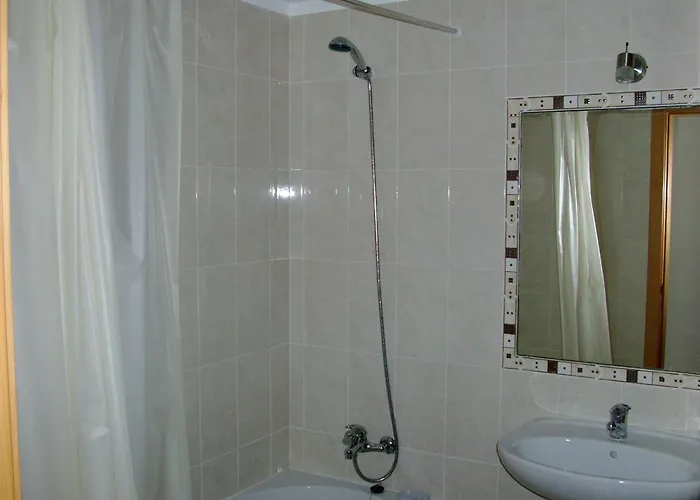 Lägenhet 2 Bedroom 5 Min From Falesia And Close To Center H Albufeira